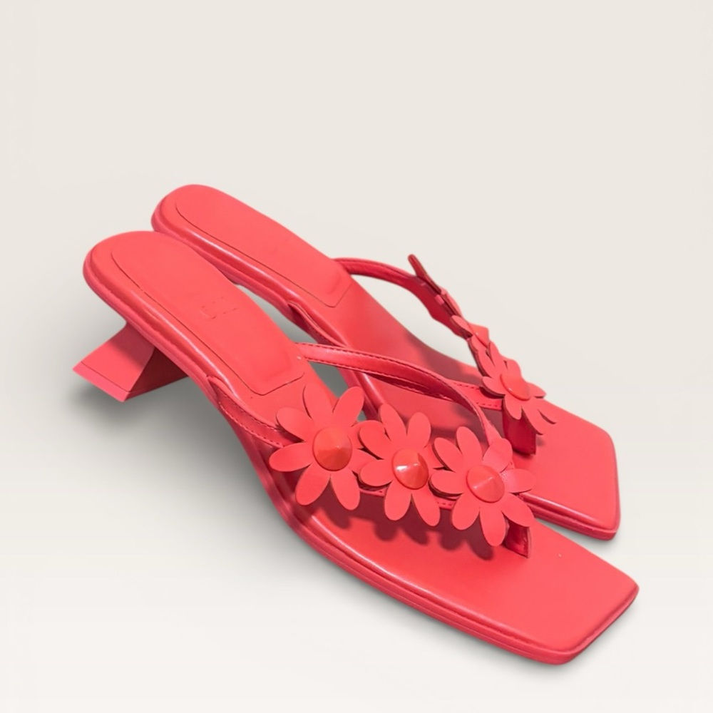 Gianni bini square toe floral kitten heel sandals